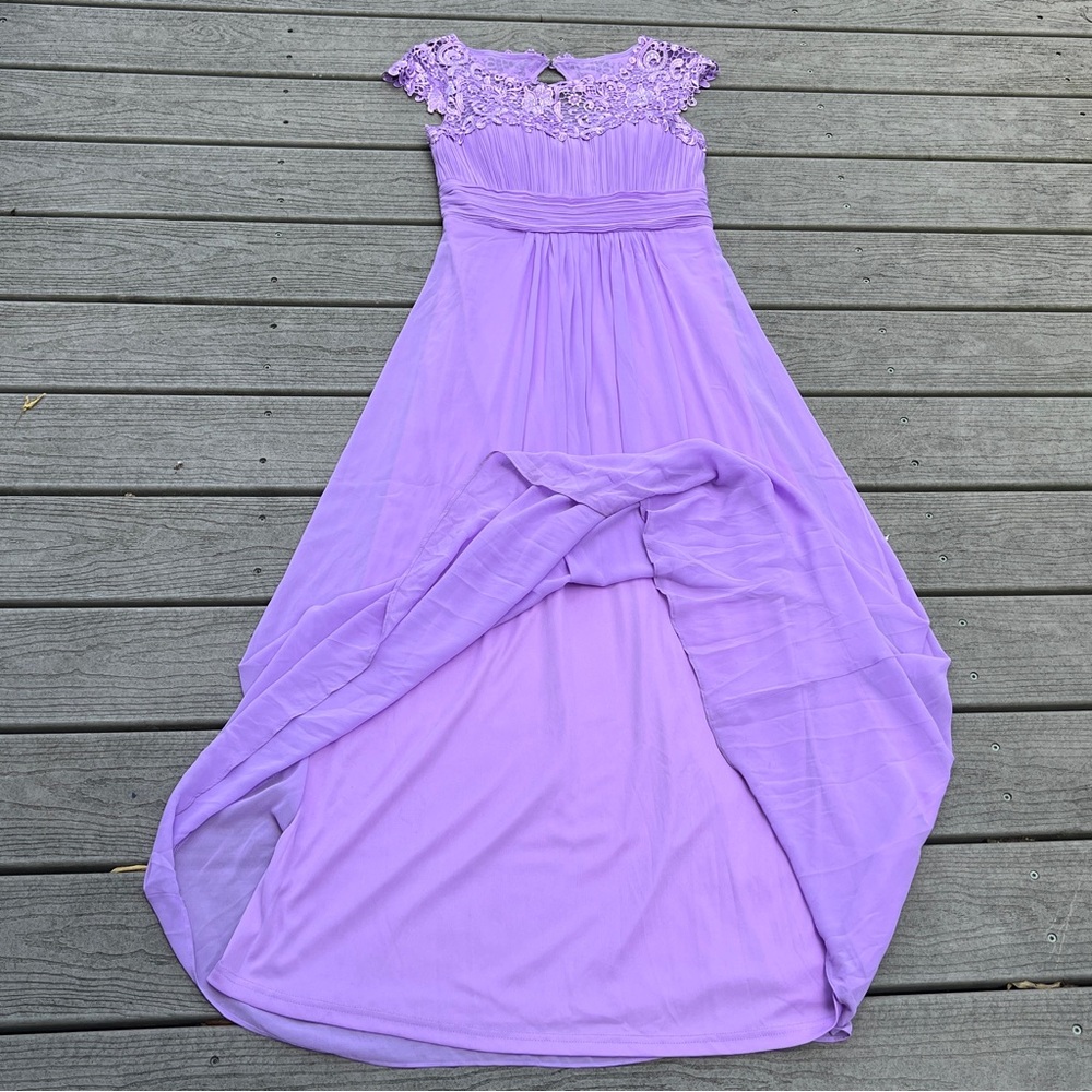 Ever Pretty: Purple Maxi Prom/Formal Gown. Women’s Size Large (8). - Picture 6 of 13
